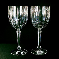 MIKASA UPTREND WINE GLASSES, Heavy Cut Lead Crystal, 8 7/8, 12 OZ, 2PCS