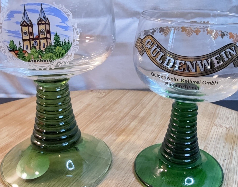 Vintage German Roemer Wine Glasses Green Stem Gold Rim Güldenwein Bingen Pair