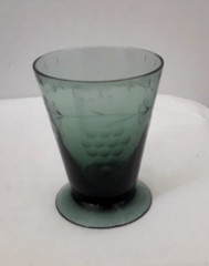 4 VINTAGE STANDARD GLASS BLUE GREEN PRESSED ETCHED GRAPE DESIGN BEVERAGE GLASSES