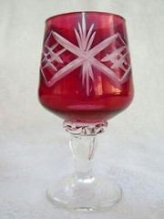 Vintage Cut to Clear Cranberry Stained Blown Glass 4.5″ Brandy Snifter