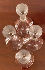 Z Gallerie Textured Glass Frosted Stem WINE MARTINI Glasses 8 1/4″ Tall Set of 4