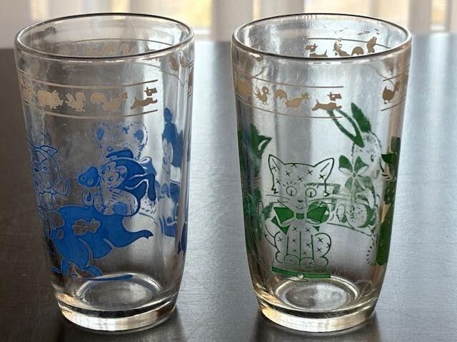 2 Vintage Kraft Swanky Swig Juice Glass Teddy Bear Piggy Bank Kid Blue Green 4″