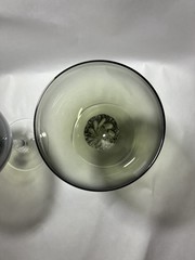 Set Of 4 Beautiful Sasaki Coronation Smokey Wine Glasses Clear Twisted Stem 10oz