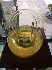 Set of (4) Luncheon Plates 8-7/8″ – Glass FOSTORIA crystal TROJAN TOPAZ YELLOW