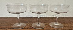 Vintage Delicate Stemmed Coupe Champagne Pedestal Glasses – Set of 3