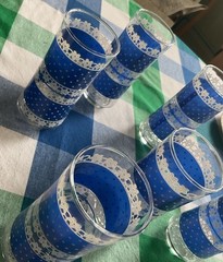 6 Vintage Anchor Hocking Tall Drinking Glasses Blue & White Polka Dots & Lace