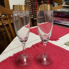 Cellini Italy 2 Crystal Champagne Flutes Etched 24K Gold Decorated Rim 8 1/4″