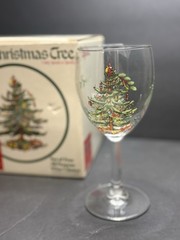 Vintage Spode Christmas Tree All Purpose Wine Glasses Set of 4 In Original Box