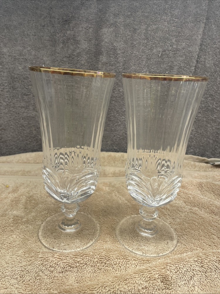 2 VTG Royal Crystal Rock RCR Aurea Gold Wine Glasses Cut Arches Vertical Ribs