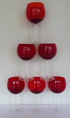 Cranberry Red Clear Stemmed Wine Glass Goblets 7″ High 12 oz. Capacity Set of 6