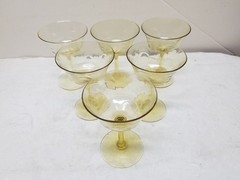 10 VTG YELLOW DEPRESSION GLASS SCALE PATTERN CHAMPAGNE COUPES GLASSES 5″
