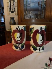 Purinton Pottery Set Of 2 Hand Painted 4 3/4” Apple Tumblers – Excellent