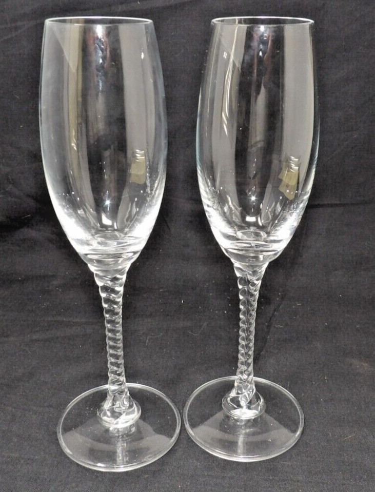 2 Studio Nova Twisted Stem VENICE 8oz Crystal Champagne Flutes 9 1/8″ Tall