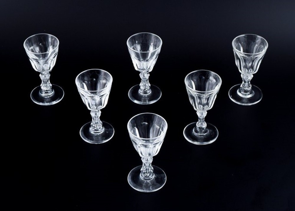 Holmegaard, Denmark. set of six faceted cut «Paul» schnapps glasses. 1930s/1940s