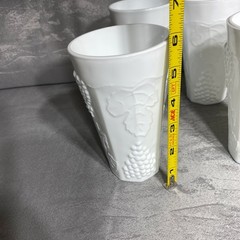 Indiana Milk Glass 4- 12 Oz Tumblers Colony Harvest Grape Pattern Tea Glasses