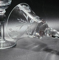 2 Crystal Clear Sunflowers Wine Glasses 6.5″ etched crystal cottage core 6oz