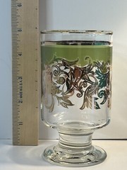 Vintage MCM Highball/Rocks Glasses (4) Green Gold Gilt Leaf Design Footed 1970’s