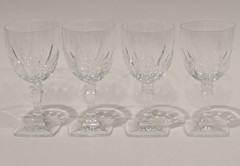 Cristal D’Arques-Durand Biarritz Canet Wine Glasses 6 oz 5.5″T Vintage, Set/4