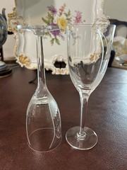 Set of 2 LALIQUE CRYSTAL ANGEL Frosted Crystal Champagne Flutes Signed Glasses