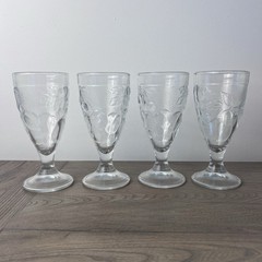 Set of 4 Vintage Arcoroc France Clear Molded Embossed Fruit Design Goblets