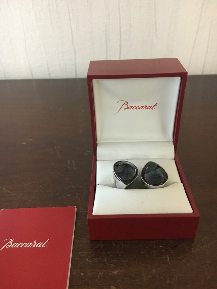 1 Double Ring Black Color Baccarat Crystal Size: 49