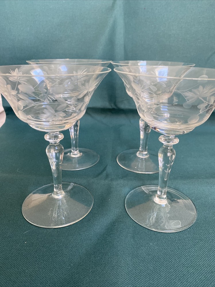 Arcadia Orlean (Set Of 7) Champagne, Tall Sherbet Glasses Clear Cut Flowers Dots