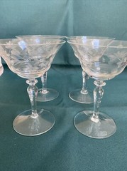 Arcadia Orlean (Set Of 7) Champagne, Tall Sherbet Glasses Clear Cut Flowers Dots