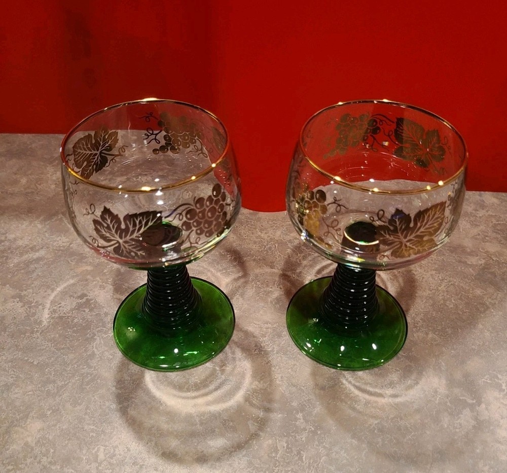 Pair of Roemer Stemware Beehive Design Stems Heidelberg Souvenir Wine Glasses