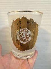Vintage Rocks Whiskey Glasses (2) Mid Century Modern GOLD Cherub Wreath