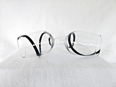 Pier 1 – Swirline BLACK – Water/Wine Goblets Glasses – 16 oz. – Set of 2 – EUC
