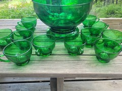 14pc Anchor Hocking Forest Green Glass Punch Bowl Set w Base 12 Cups 1950s w/bx