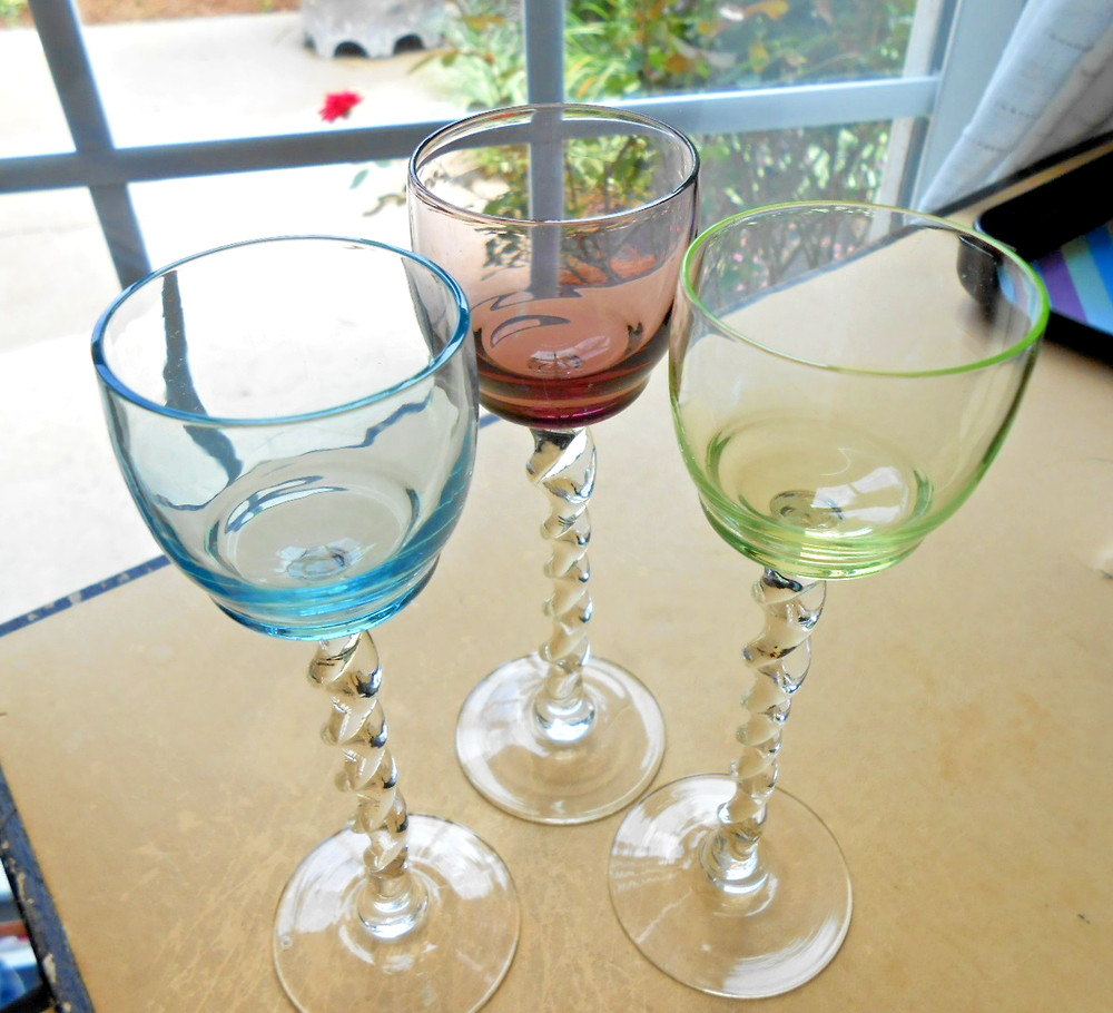Mid Century Glass Cordials Pastel Clear Twist Stems Hungary SET 3