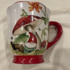Cracker Barrel Mushroom Floral Gnome Stoneware Coffee Tea Red Mug 11 oz