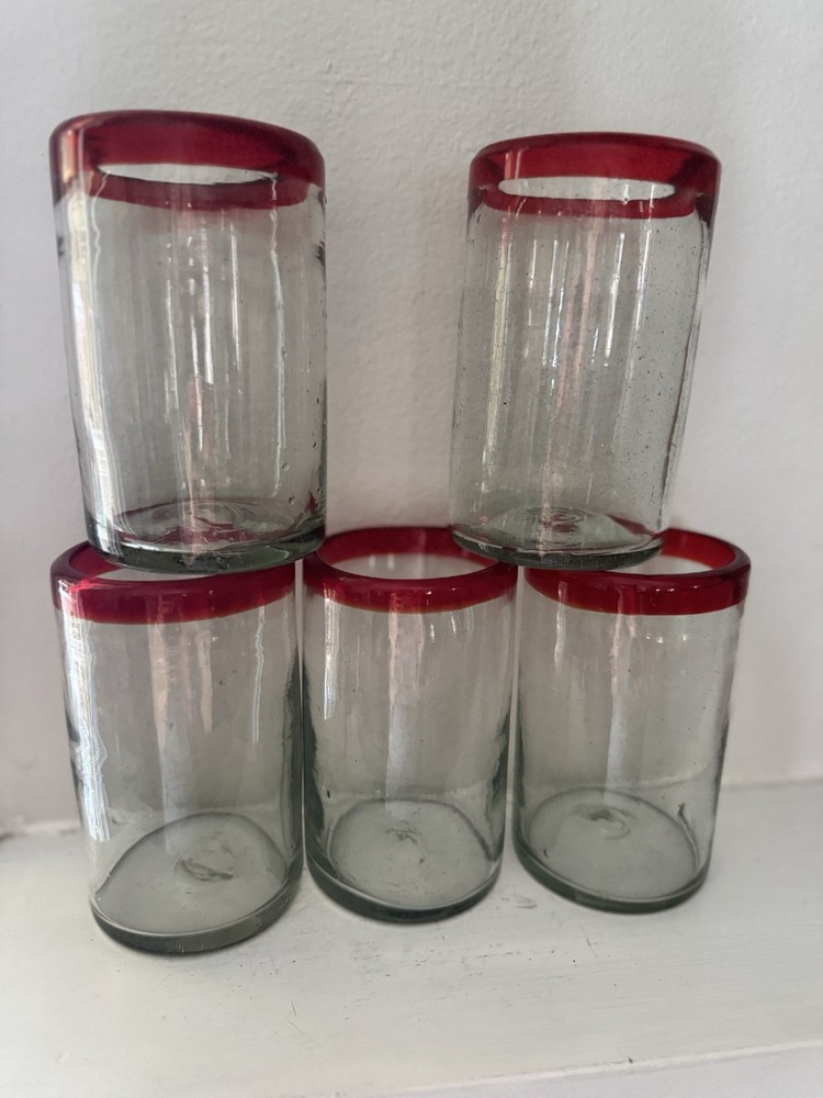Five Hand Blown Mexican Glass Red Rim 5 1/4” X3 1/4 “ Inch Tumblers Holds 34 Oz.