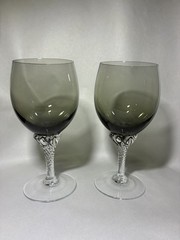 Set Of 4 Beautiful Sasaki Coronation Smokey Wine Glasses Clear Twisted Stem 10oz
