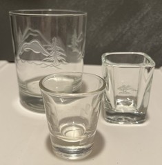 VTG ETCHED WHISKEY BOURBON GLASSES (1) Cocktail 10 oz. (2) Shots Mtns, Pine Tree
