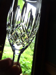 WATERFORD CRYSTAL LISMORE CHAMPAGNE FLUTE GLASSES, PAIR, IRELAND, SIGNED, 8-7/8″