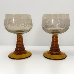 Pair Vintage ROMER Grapevine Etched Wine Glasses Amber Beehive Stem France
