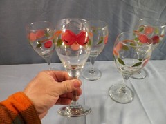 Set of 5 Franciscan Apple Pattern Water Goblets 7 3/8″ Tall