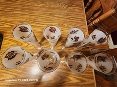 Set of 8 Vintage Libbey Frosted Glass Gold Leaves Pilsner Glasses 8 1/2″