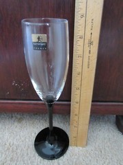 Luminarc Champagne Flute Wine Glass 8.75″ Tall 6-oz 1-piece 8-3/4″ Black