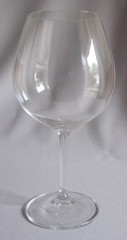 Pinot Noir Wine Glasses Goblets Riedel Vivant Pattern 8 1/2″