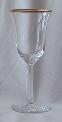 Set of 12 Lenox Crystal Hayworth Wine Glasses 6 5/8” gold trim on rim EUC