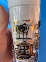 VINTAGE ~ CLEAR BLACK & GOLD «SAN ANTONIO MOST BEAUTIFUL CITY» SOUVENIR GLASS