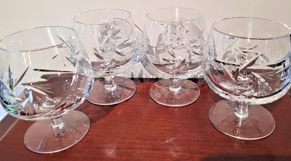 Ajka Csopak Cut Lead Crystal Brandy Snifters Set of 4 EUC 4.5″ Hungary