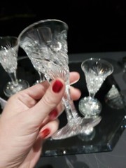 (1) Sherry Glass 4-1/2″ American Brilliant Period cut glass crystal hobstars