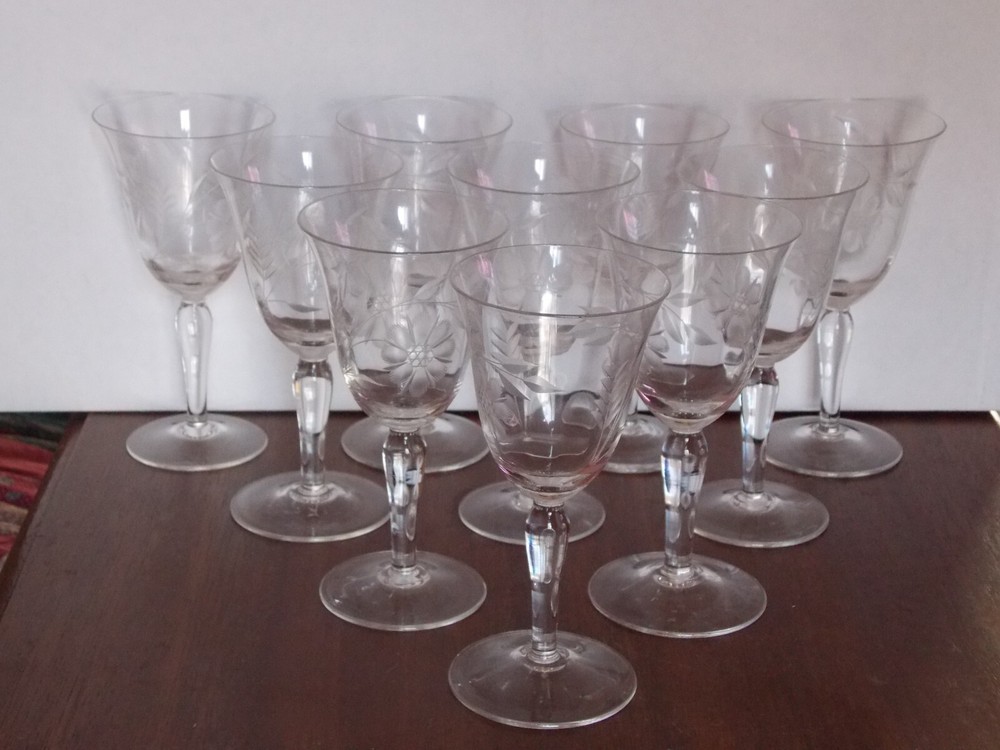 Tiffin ELEGANT 14196 OPTIC PANEL 9 COCKTAIL W.J. HUGHES HAND CUT CORN FLOWER