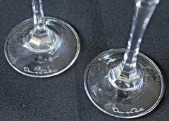 Oscar De La Renta Le Grande Fleur Set Of Two Wine Glasses