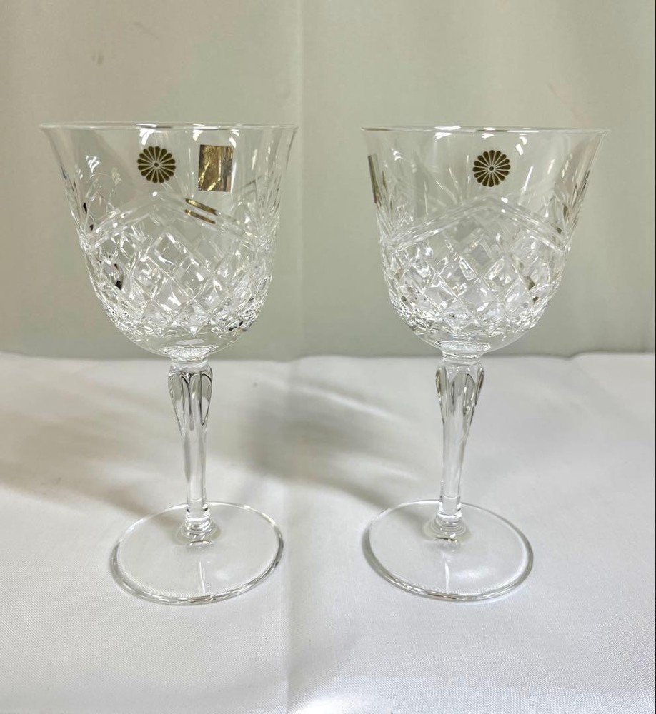 HOYA Crystal Wine glass Chrysanthemum Emblem 2pcs set 14.5×7.5cm/5.7×2.95″ HOYA