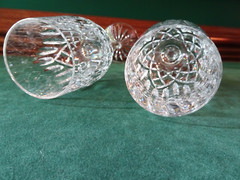 WATERFORD CRYSTAL LISMORE CHAMPAGNE FLUTE GLASSES, PAIR, IRELAND, SIGNED, 8-7/8″